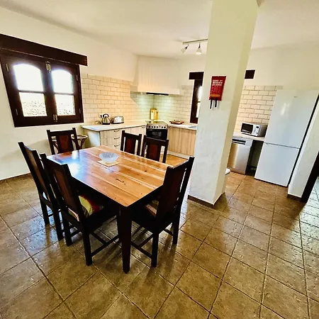 Flora * לאחארס